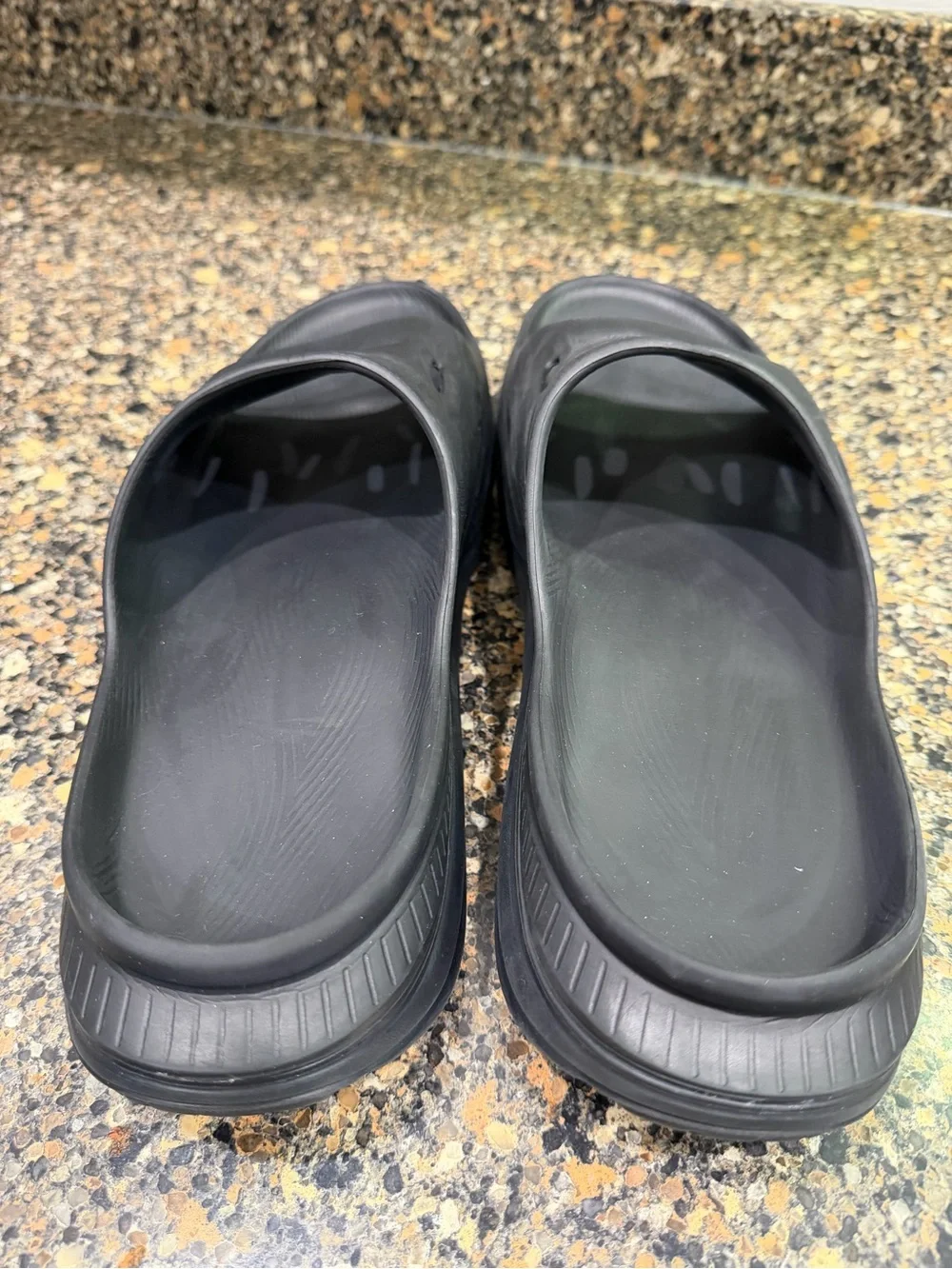 Hoka One One lightweight black